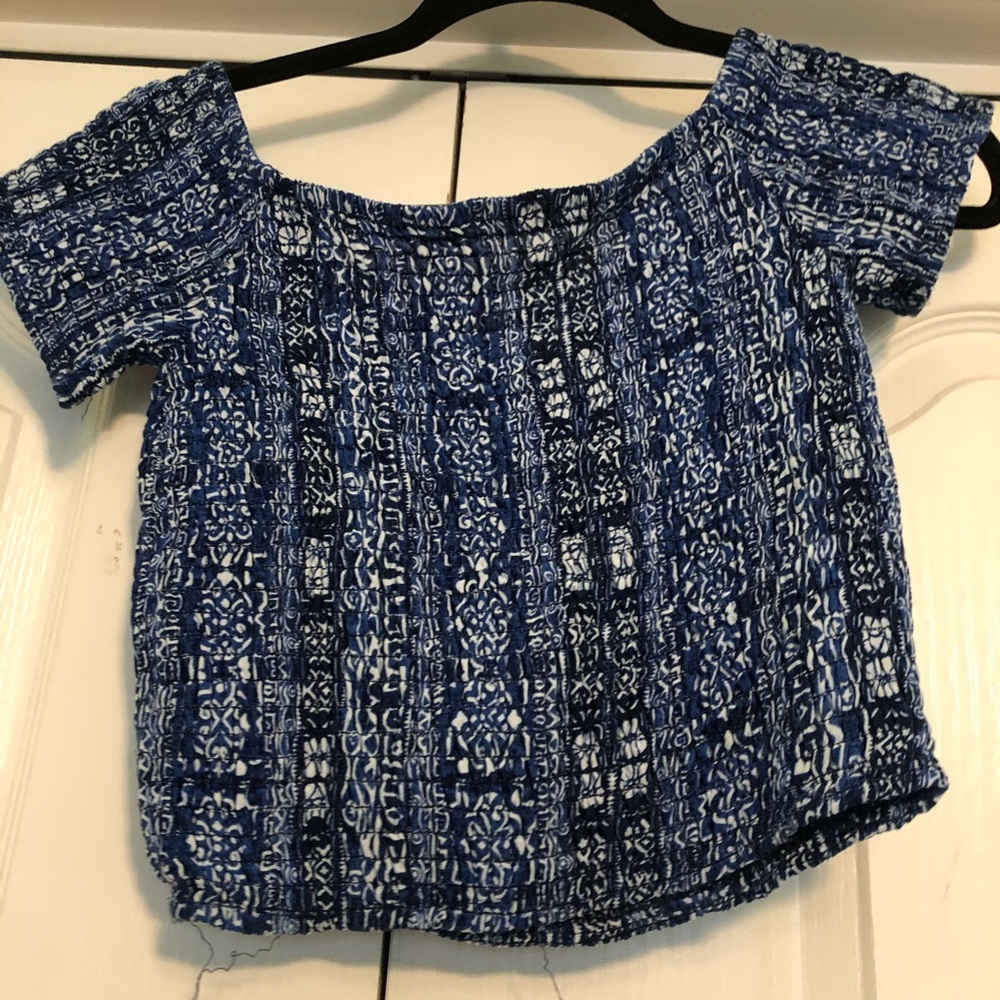 Women’s Quilted Blue floral crop top